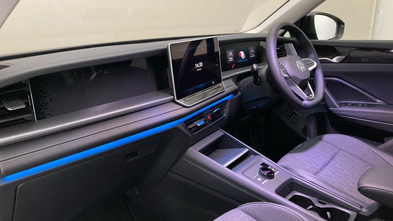 Volkswagen Tayron 1.5 TSI eHybrid Life 5dr DSG6 Estate